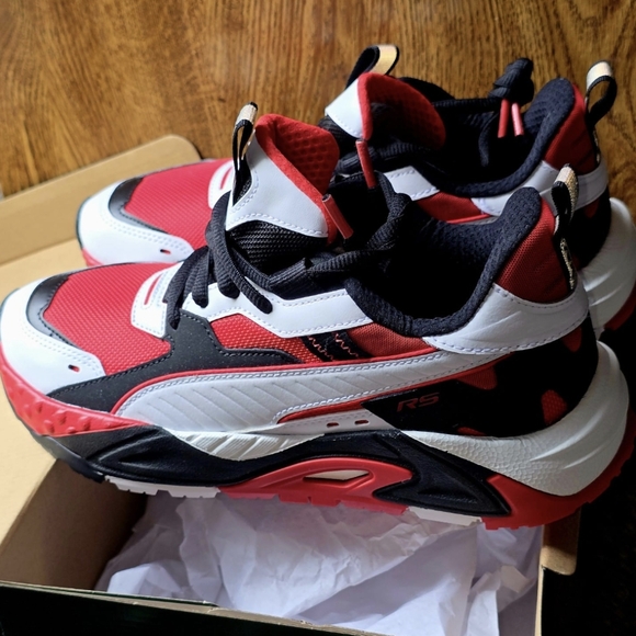 PUMA RS-Trck (GS)Unisex Size Youth 5.5Y, 7 Women. New with box Red, Black, Whit - Picture 7 of 12